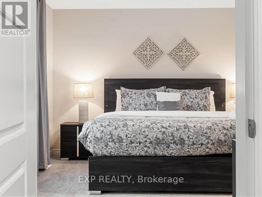 2 Sun Haven Lane, Thorold (Rolling Meadows), ON - Indoor Photo Showing Bedroom