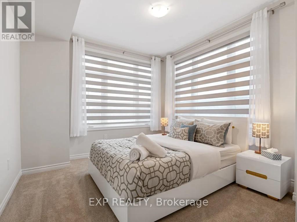 2 Sun Haven Lane, Thorold (Rolling Meadows), ON - Indoor Photo Showing Bedroom