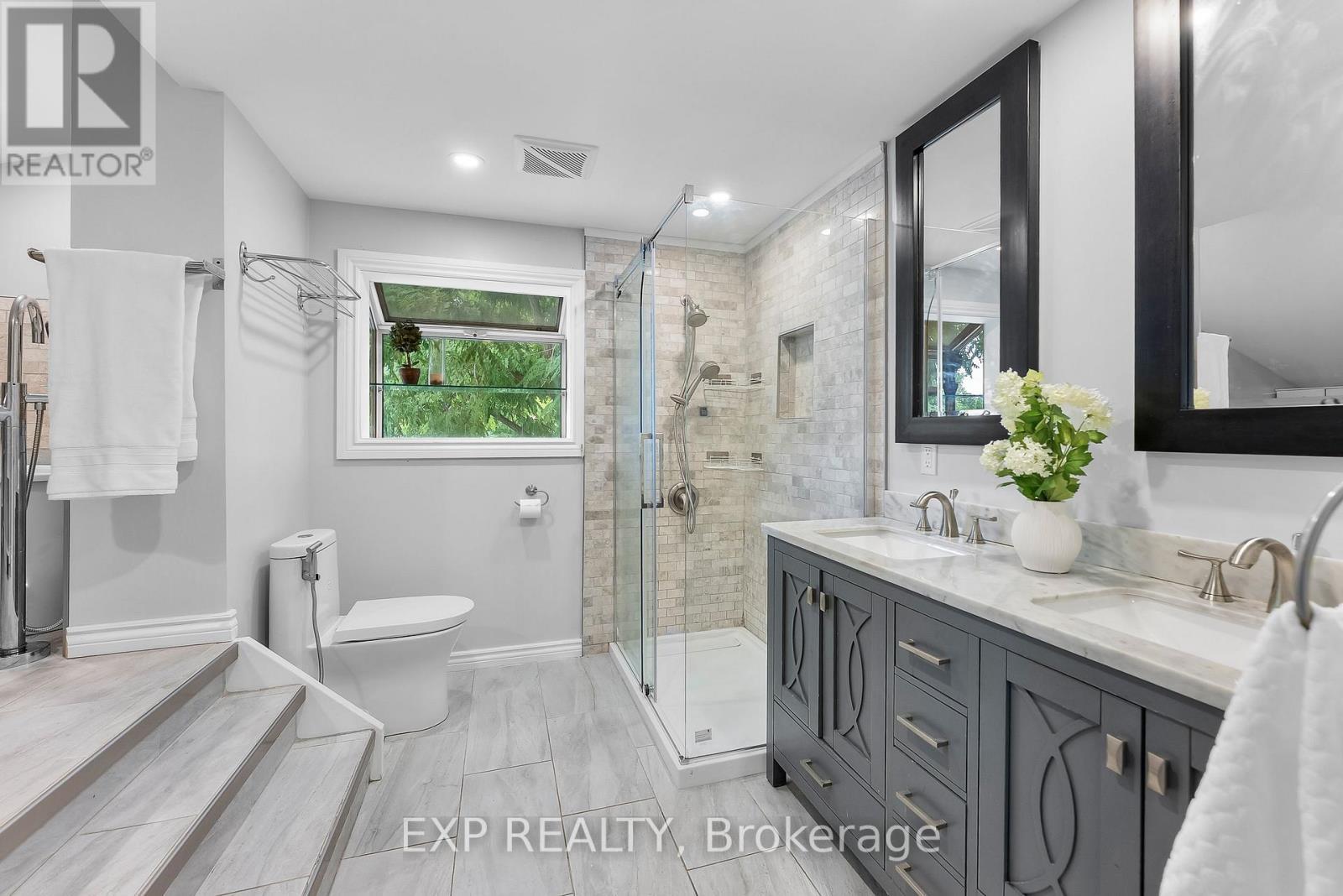 Gorgeous Spa Like Bathroom - 6937 Waterloo Drive, Niagara Falls (Casey), ON - Indoor Photo Showing Bathroom