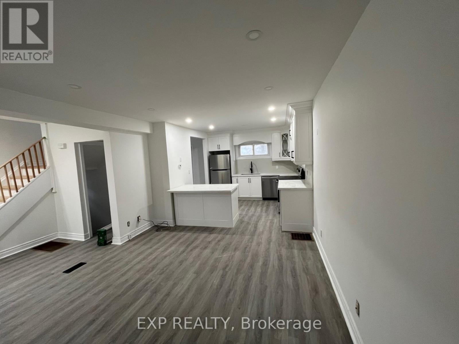 Living Room/ Kitchen - 5051 Huron Street, Niagara Falls (Cherrywood), ON - Indoor