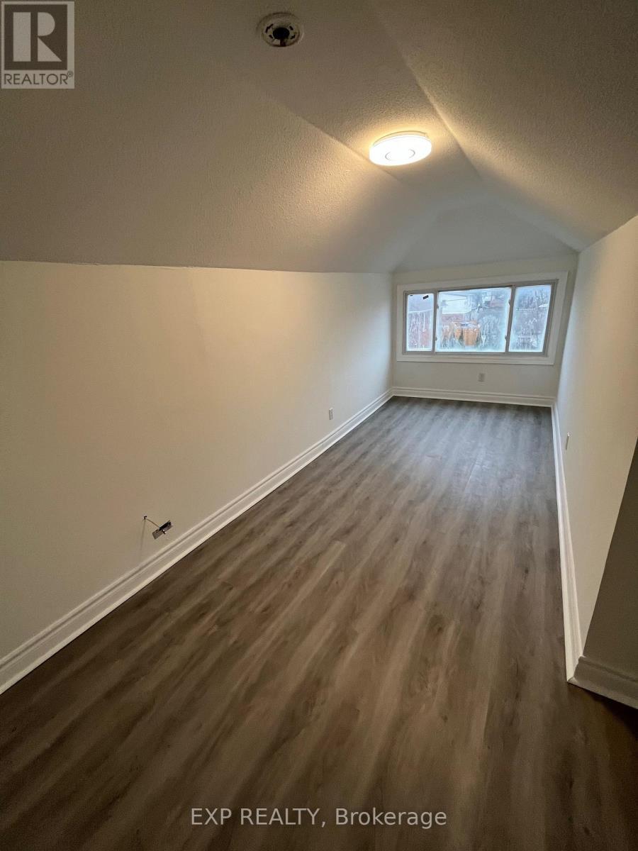Bedroom 2 - 5051 Huron Street, Niagara Falls (Cherrywood), ON - Indoor Photo Showing Other Room