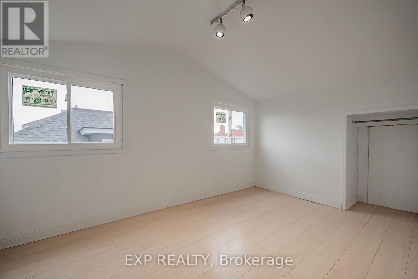 4865 Armoury Street, Niagara Falls (Cherrywood), ON - Indoor Photo Showing Other Room