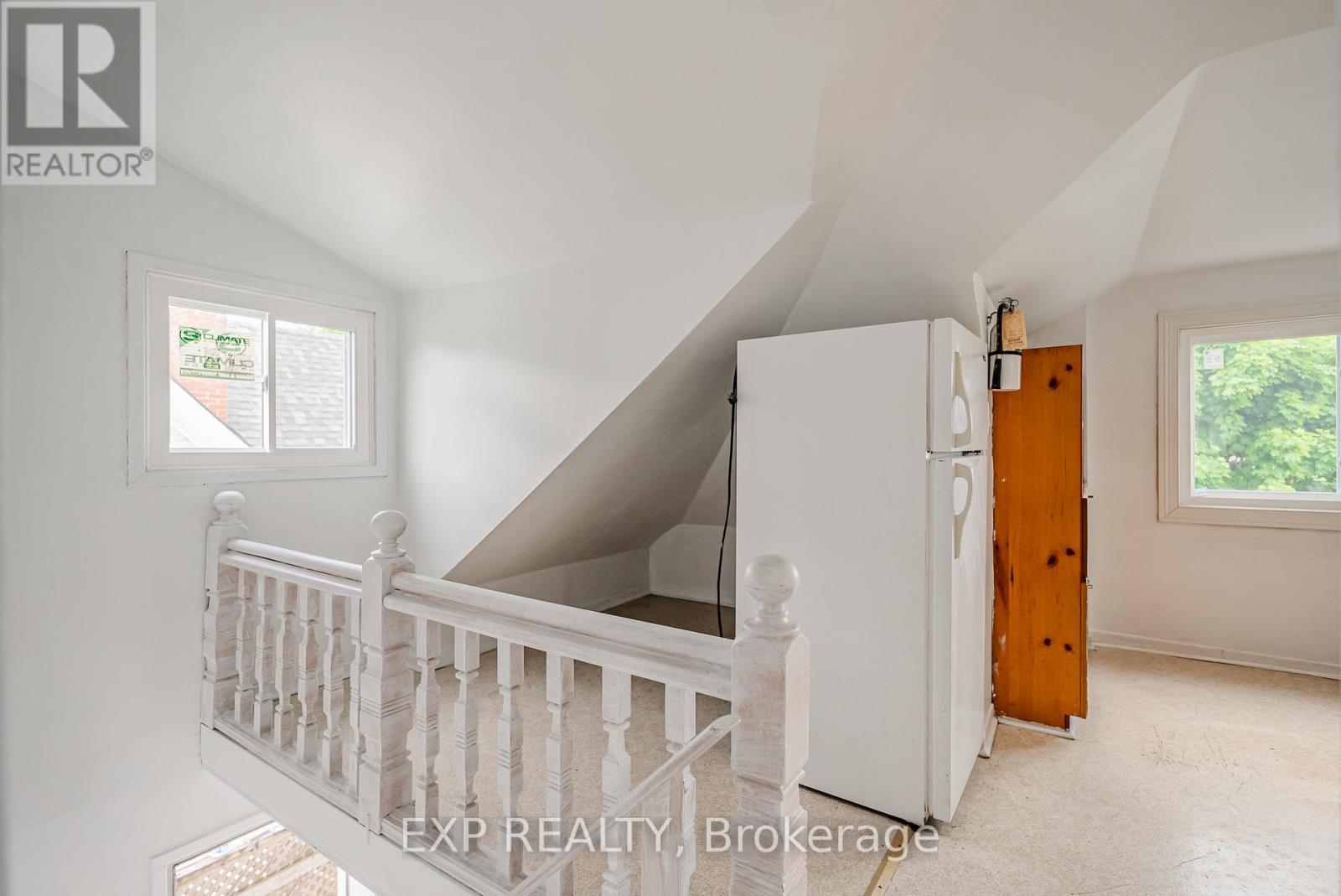 4865 Armoury Street, Niagara Falls (Cherrywood), ON - Indoor Photo Showing Other Room