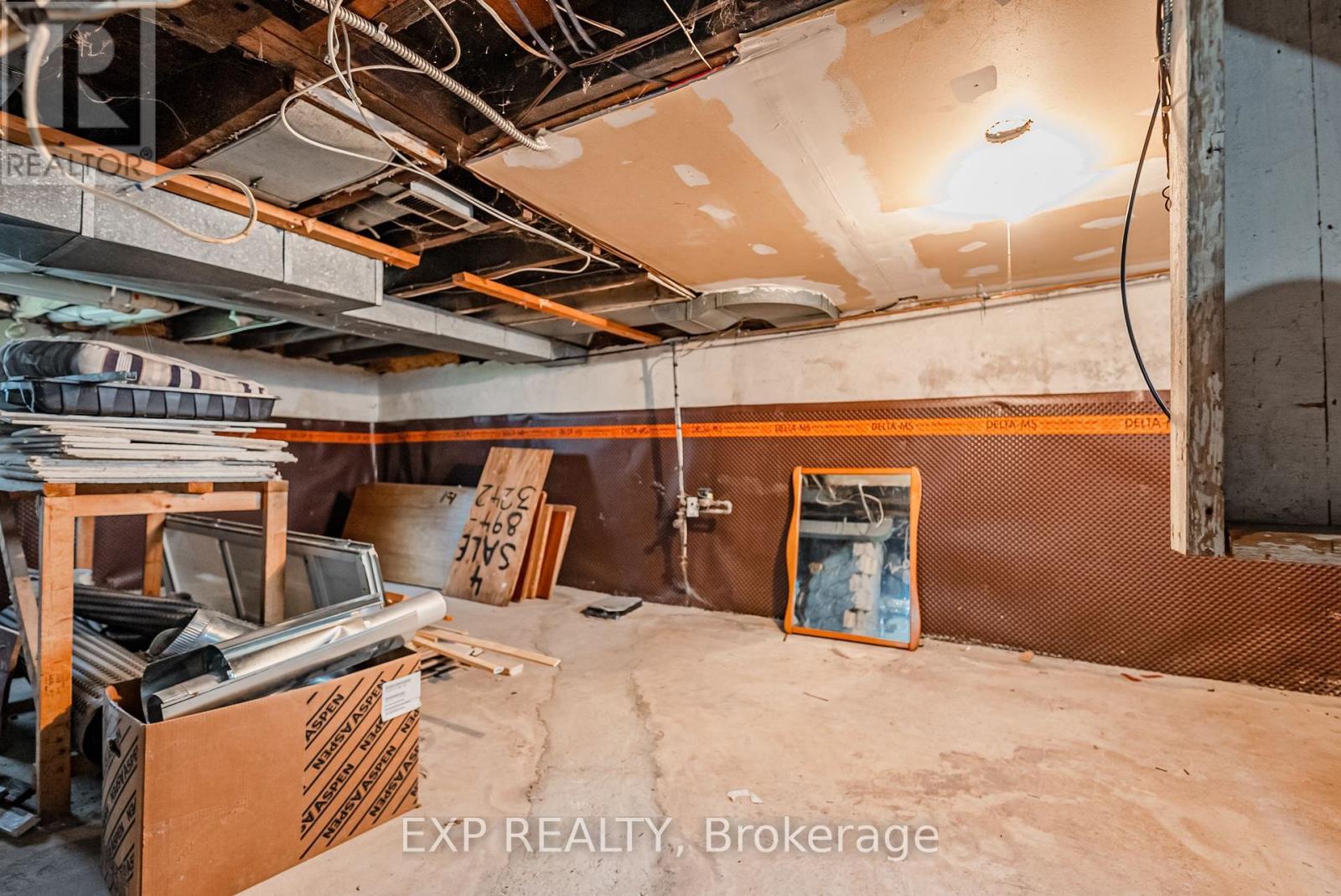 4865 Armoury Street, Niagara Falls (Cherrywood), ON - Indoor Photo Showing Basement