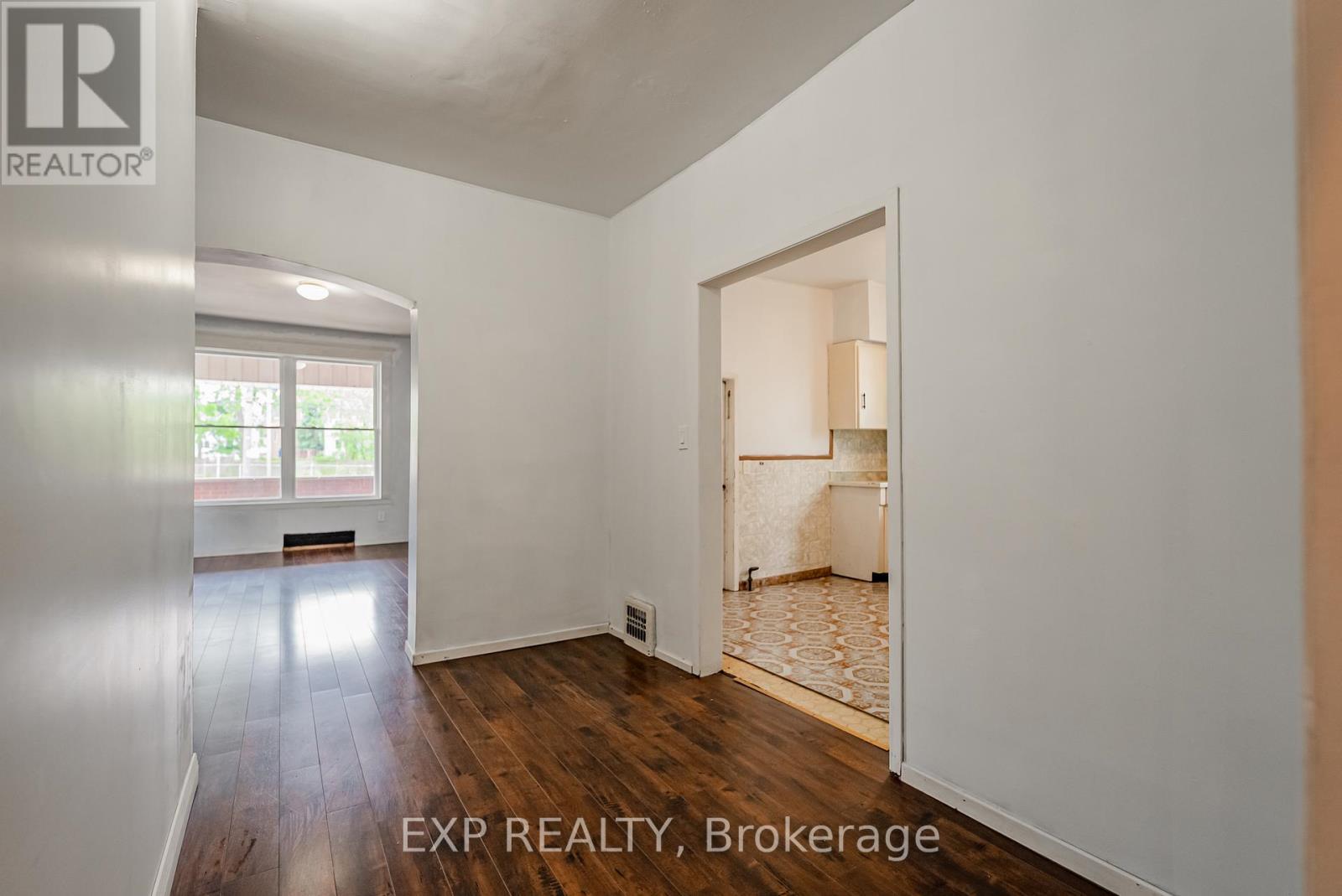 4865 Armoury Street, Niagara Falls (Cherrywood), ON - Indoor Photo Showing Other Room