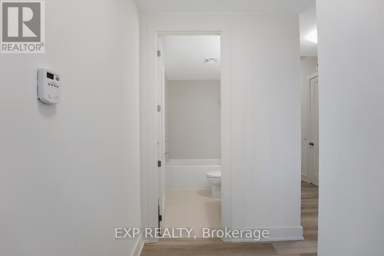 1802 - 385 Winston Road, Grimsby (Grimsby Beach), ON -