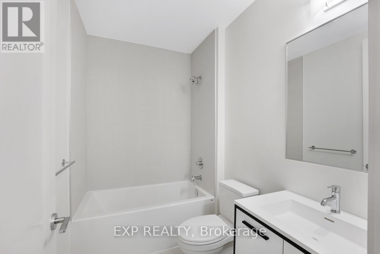 1802 - 385 Winston Road, Grimsby (Grimsby Beach), ON - Indoor Photo Showing Bathroom