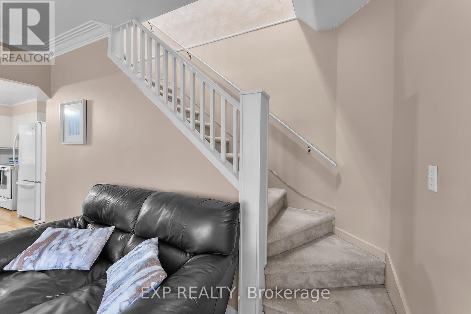 67 Pine Street S, Thorold (Thorold Downtown), ON - Indoor Photo Showing Other Room