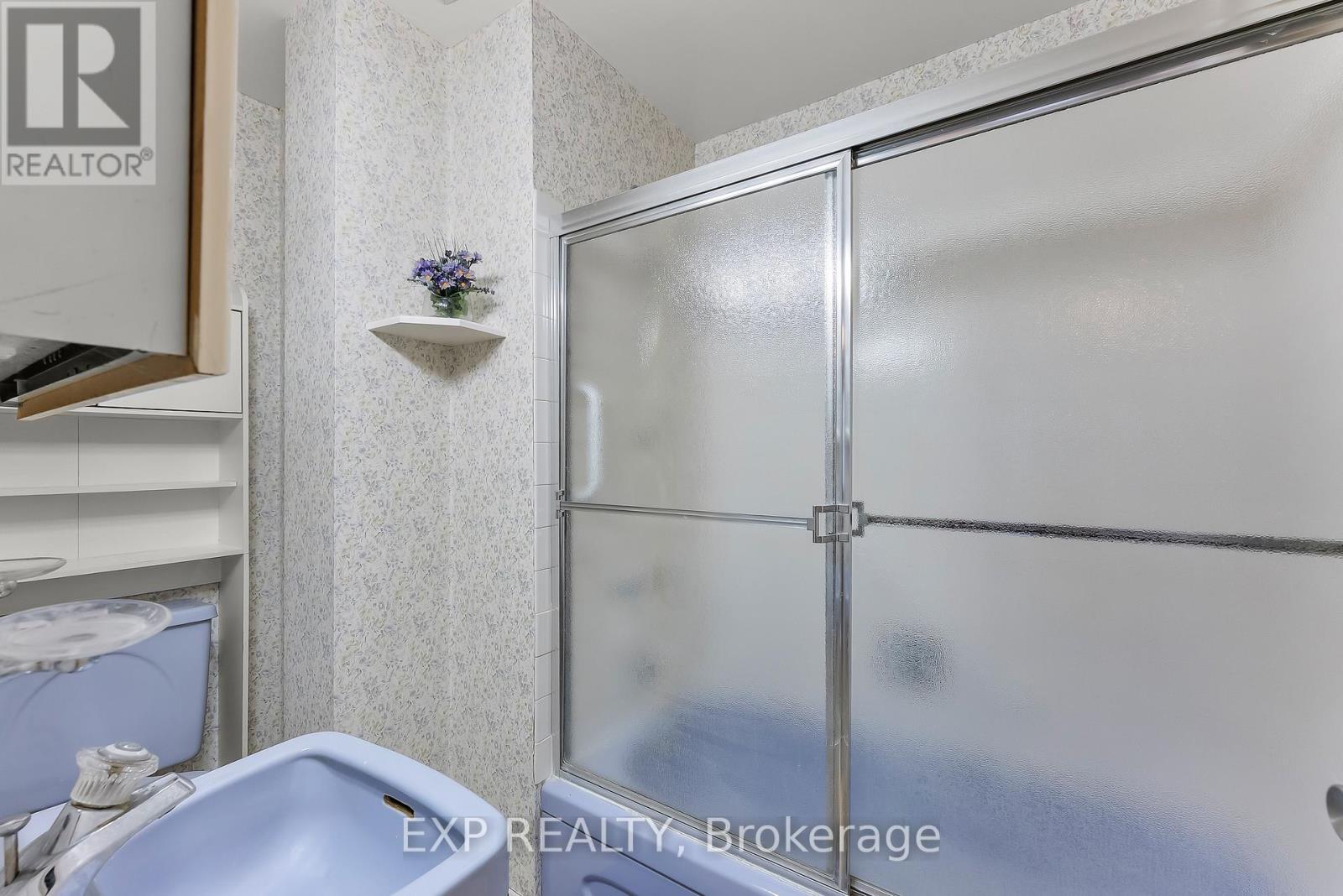 67 Pine Street S, Thorold (Thorold Downtown), ON - Indoor Photo Showing Bathroom