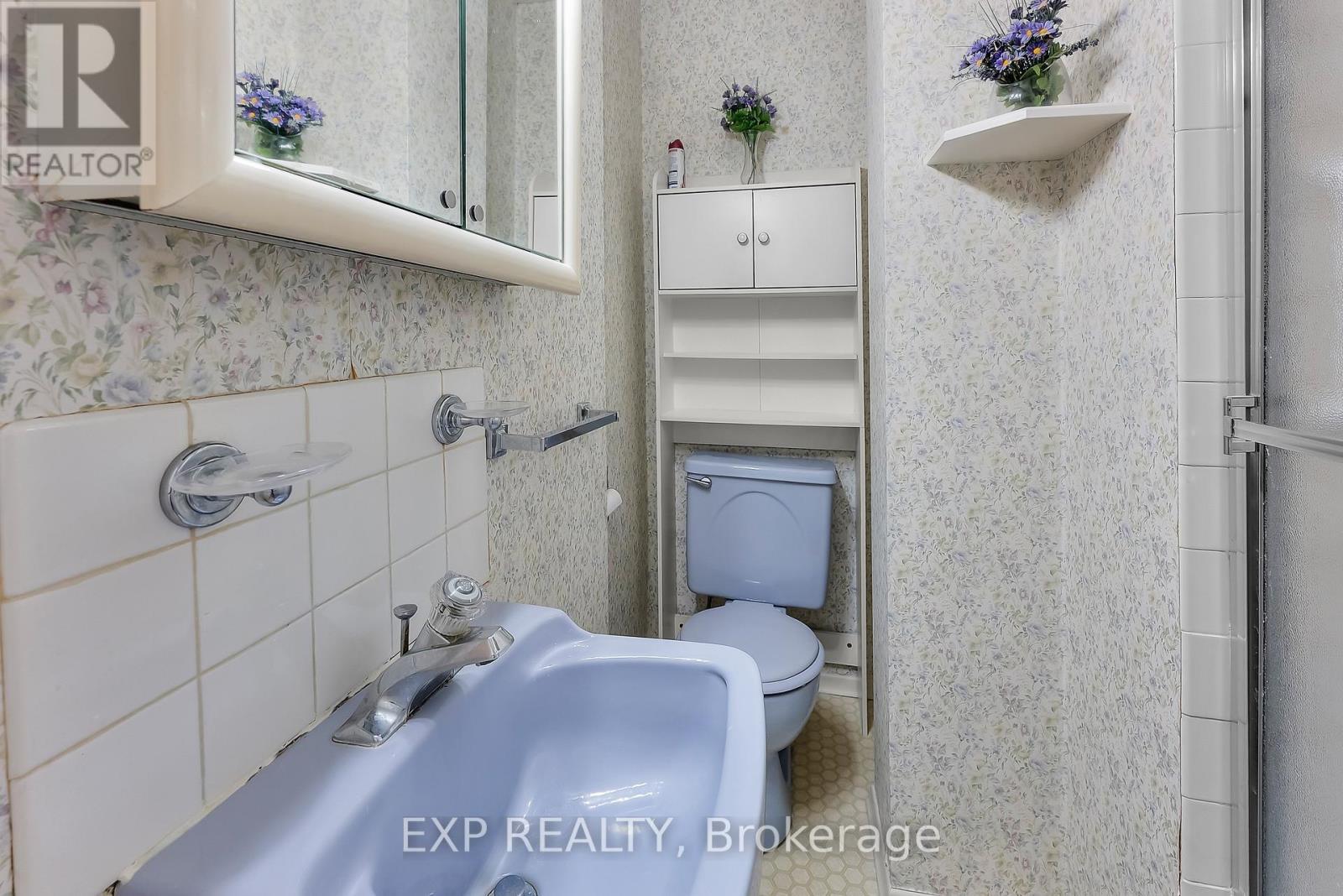 67 Pine Street S, Thorold (Thorold Downtown), ON - Indoor Photo Showing Bathroom
