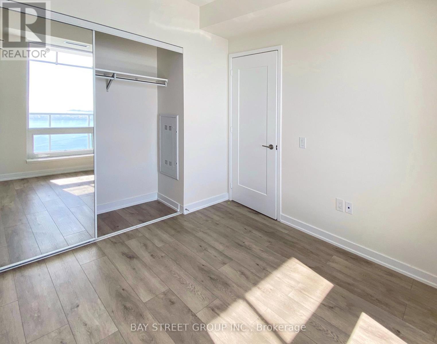 3210 - 28 Freeland Street, Toronto, ON - Indoor Photo Showing Other Room