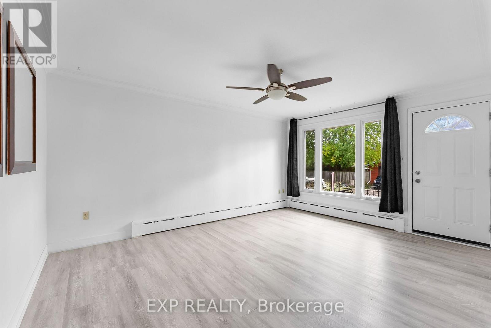 19 Moote Street, St. Catharines (Fairview), ON - Indoor Photo Showing Other Room