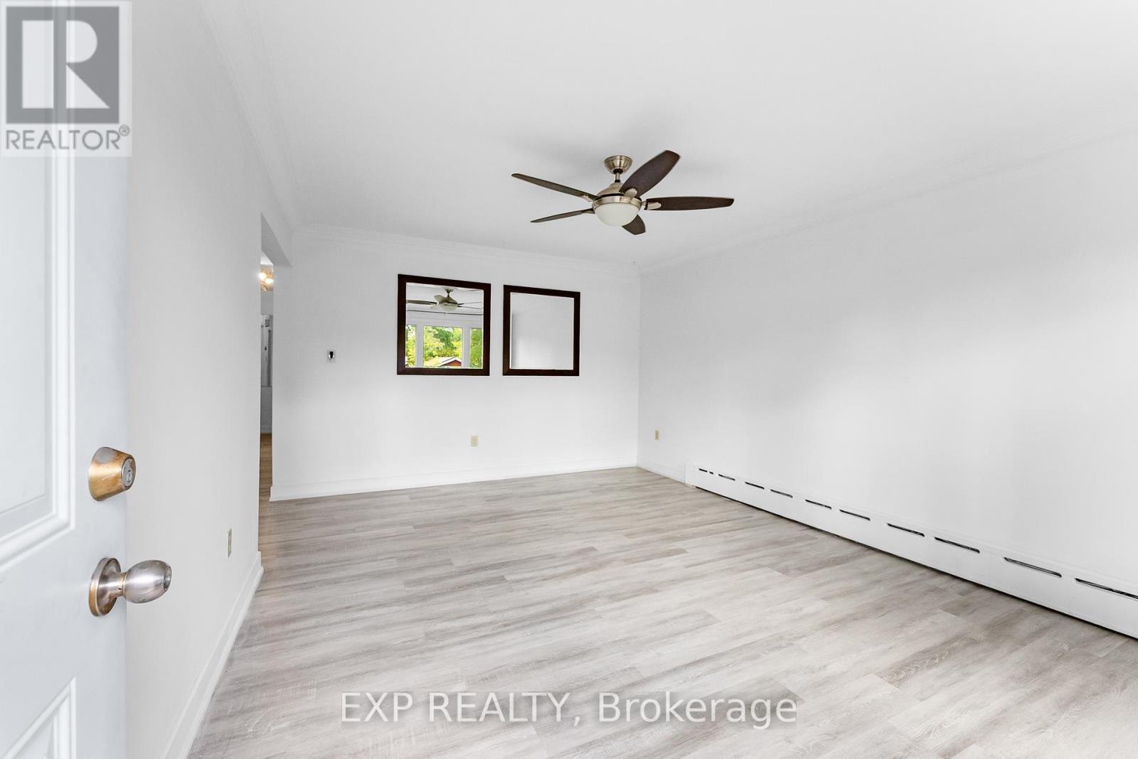 19 Moote Street, St. Catharines (Fairview), ON - Indoor Photo Showing Other Room