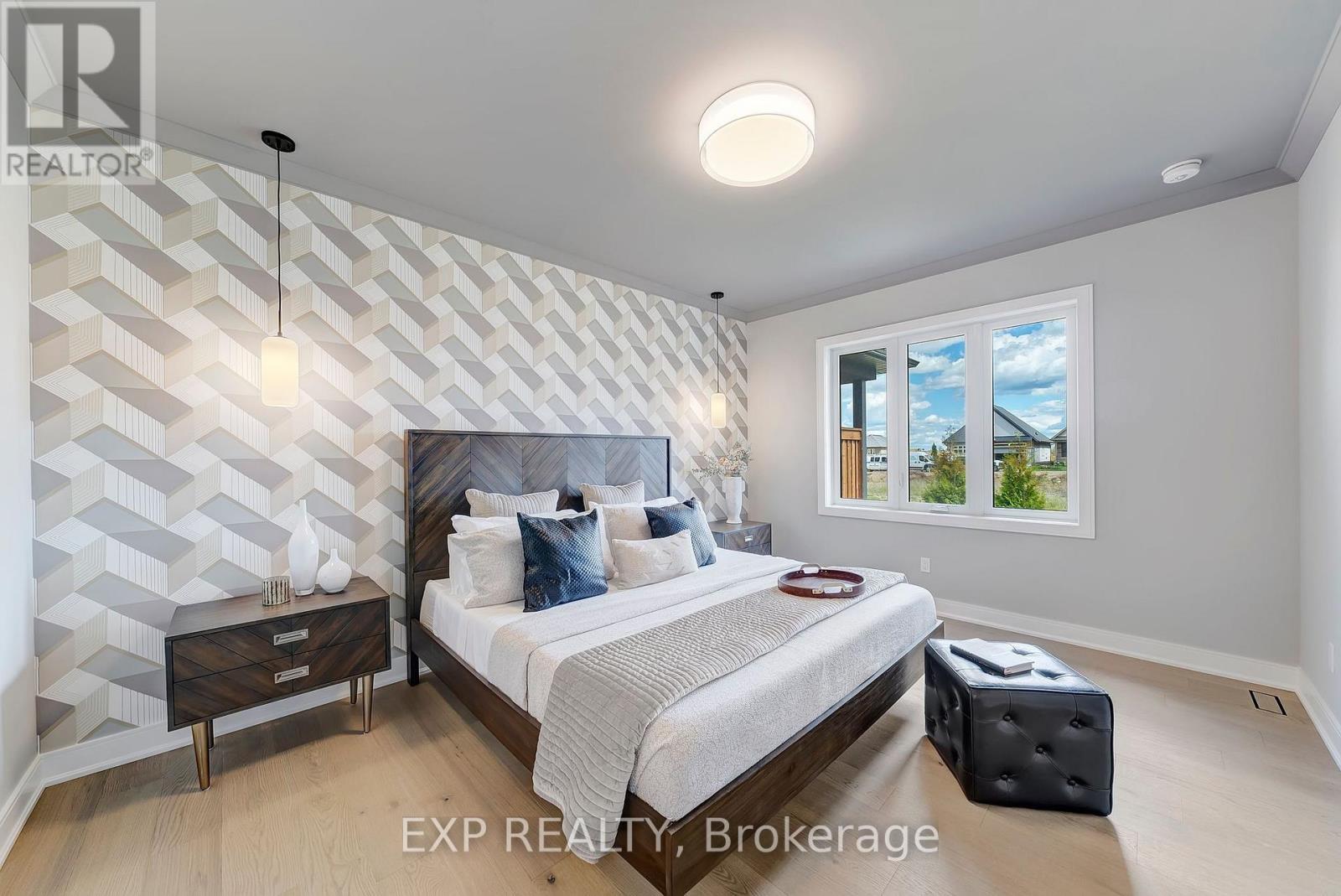 G - 304 Perth Trail, Welland (Hwy 406/Welland), ON - Indoor Photo Showing Bedroom