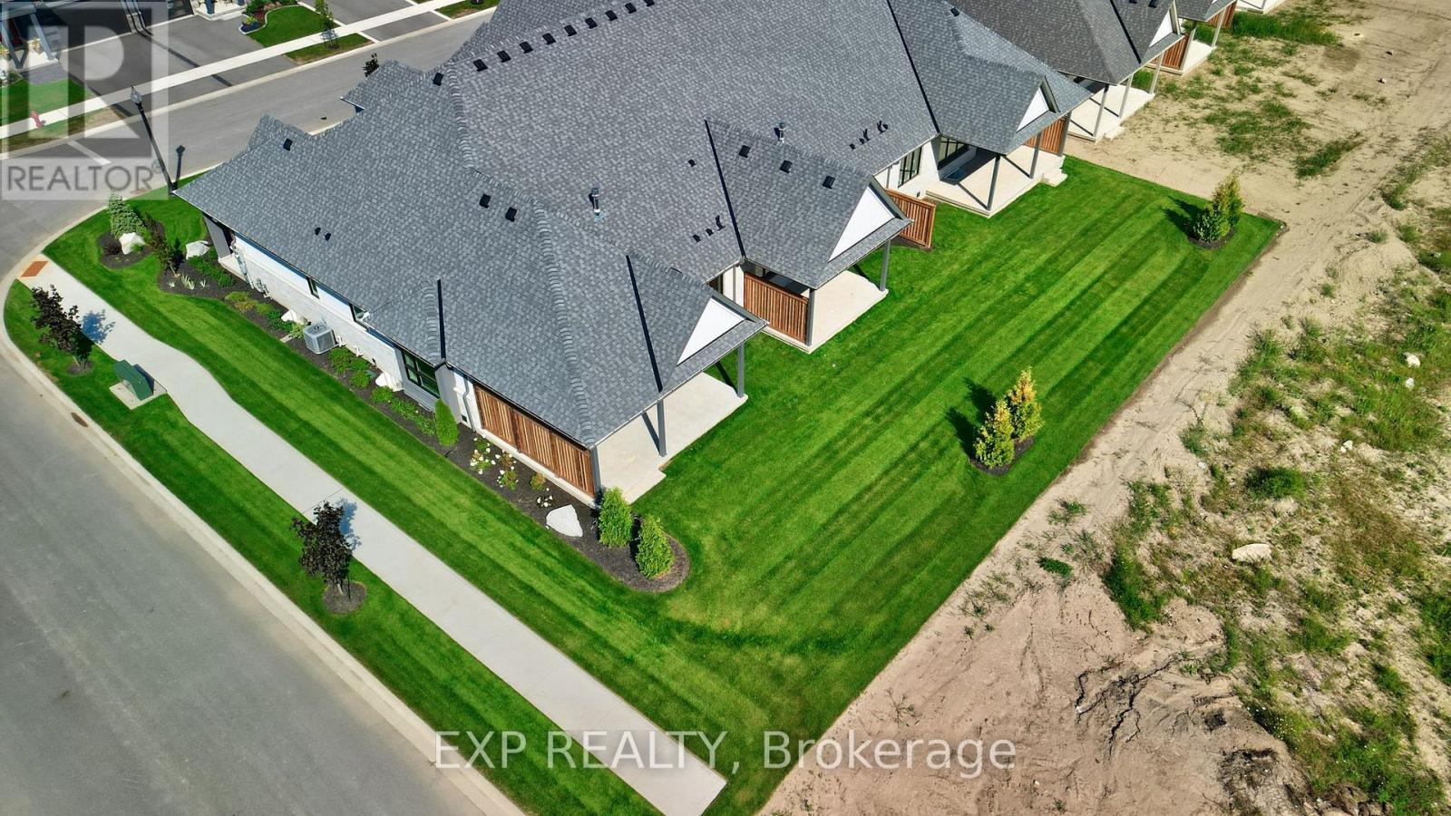 G - 304 Perth Trail, Welland (Hwy 406/Welland), ON - Outdoor With View