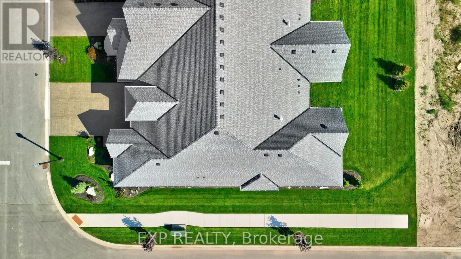 G - 304 Perth Trail, Welland (Hwy 406/Welland), ON - Outdoor