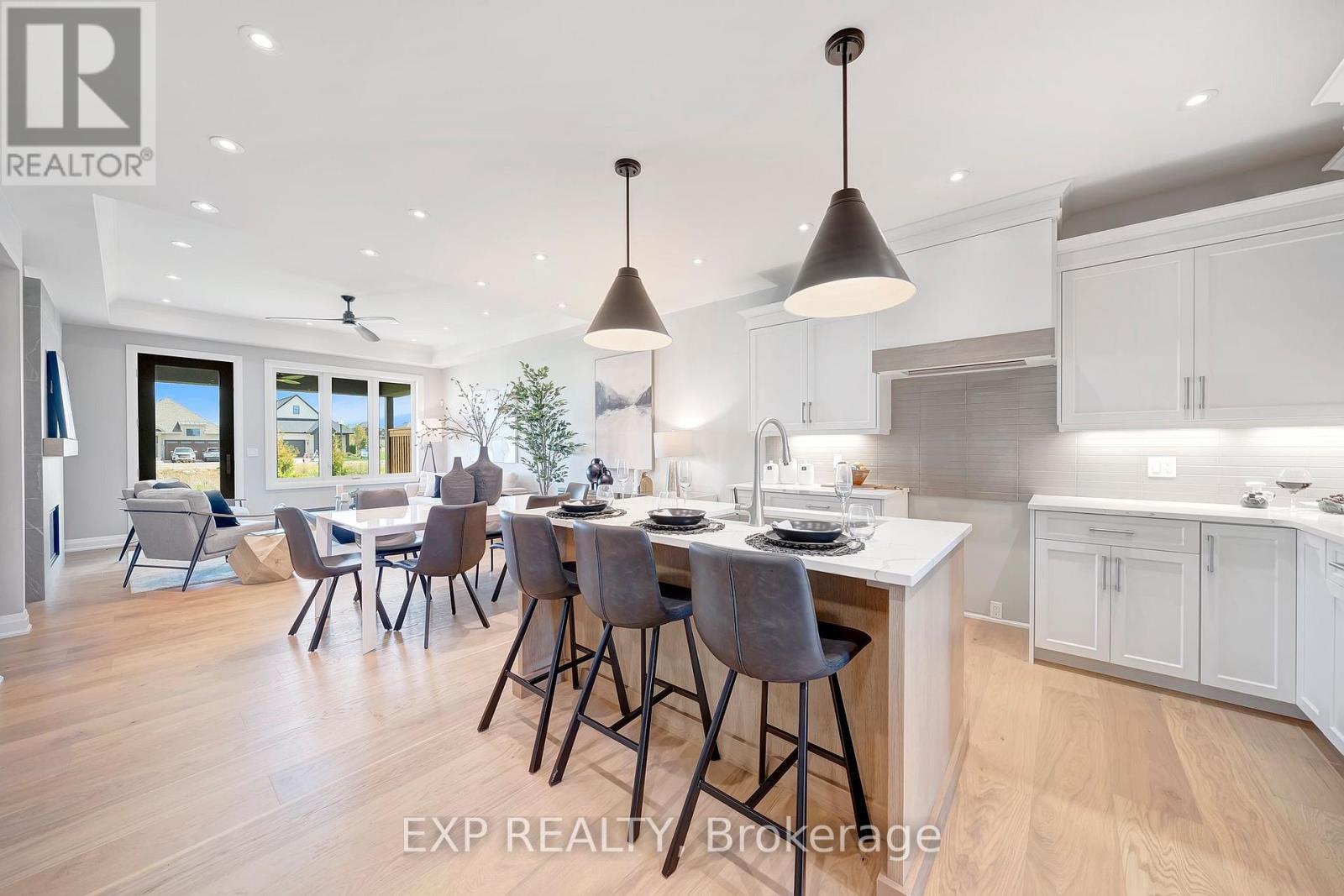 H - 296 Perth Trail, Welland (Hwy 406/Welland), ON - Indoor