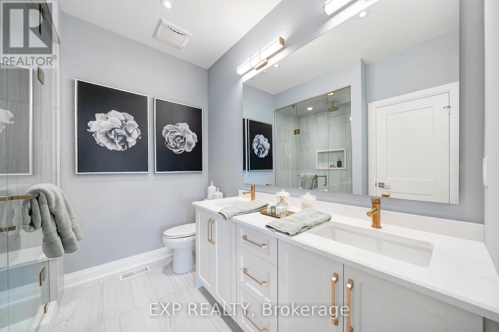 Primary Ensuite - H - 296 Perth Trail, Welland (Hwy 406/Welland), ON - Indoor Photo Showing Bathroom