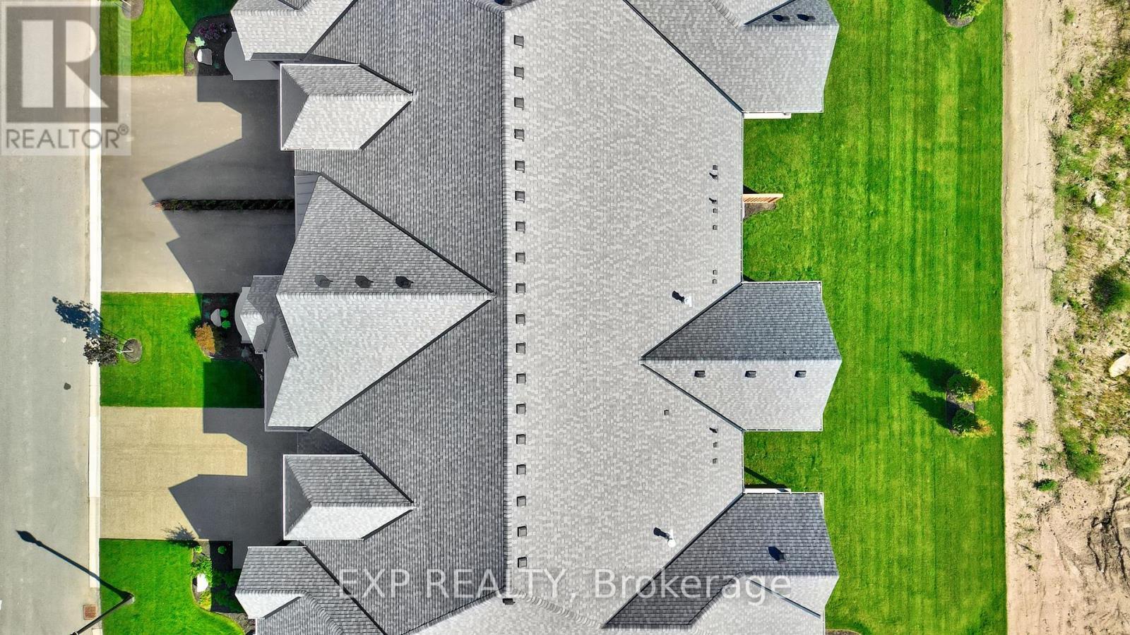 H - 296 Perth Trail, Welland (Hwy 406/Welland), ON - Outdoor With Deck Patio Veranda With Exterior