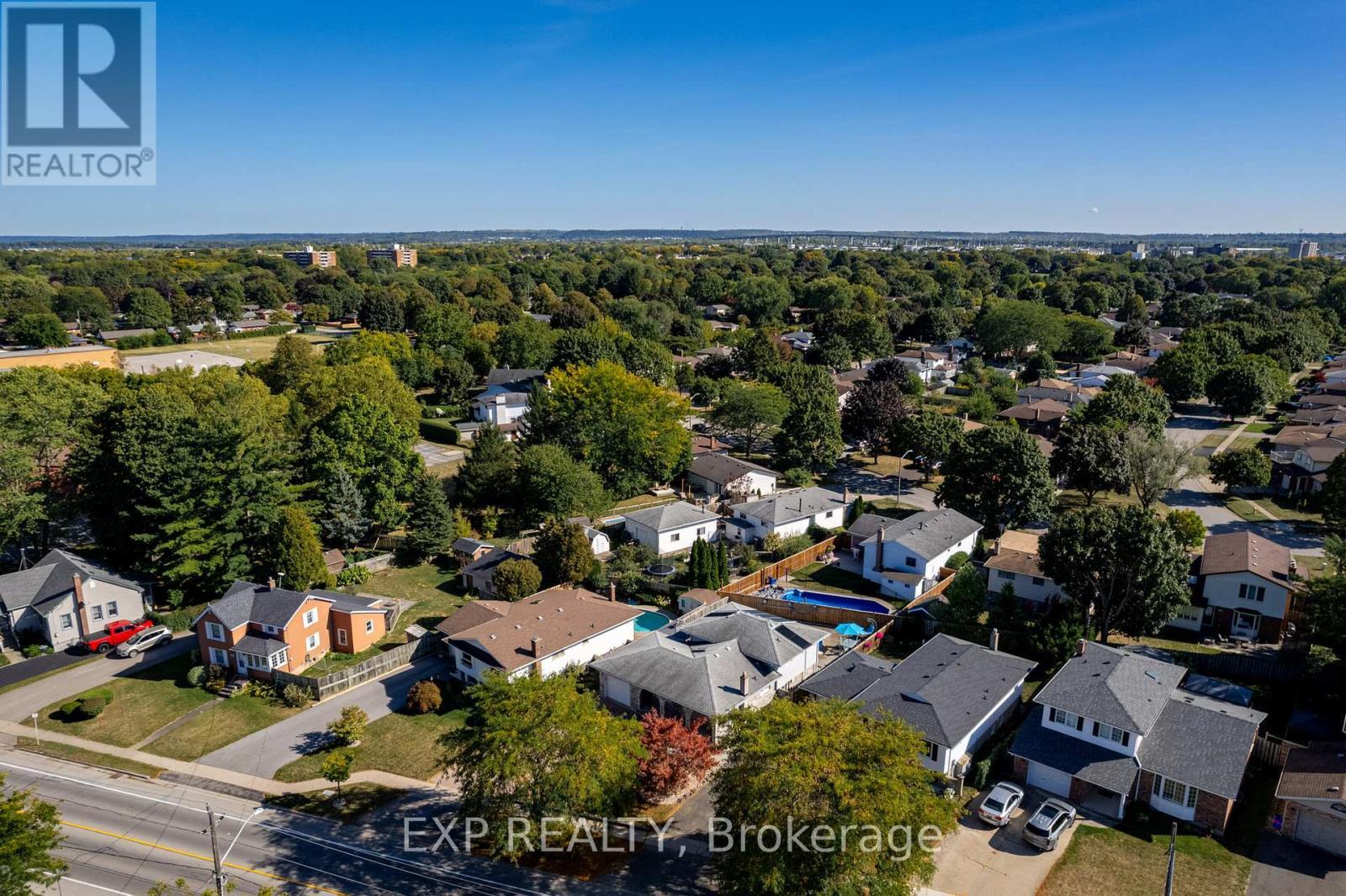 494 Scott Street, St. Catharines (Carlton/Bunting), ON - Outdoor With View