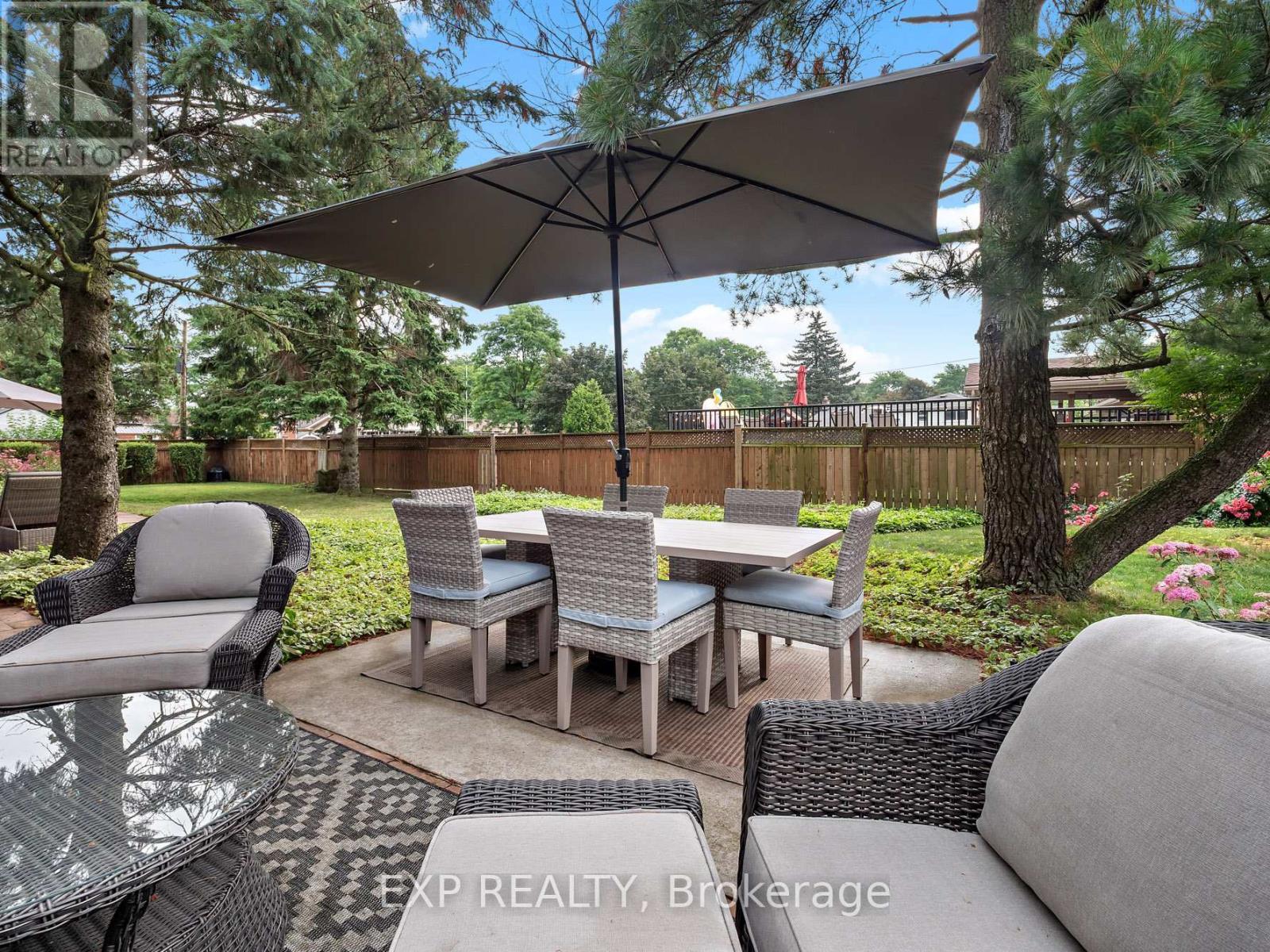 6711 Mcmicking Street, Niagara Falls (Stamford), ON - Outdoor With Deck Patio Veranda