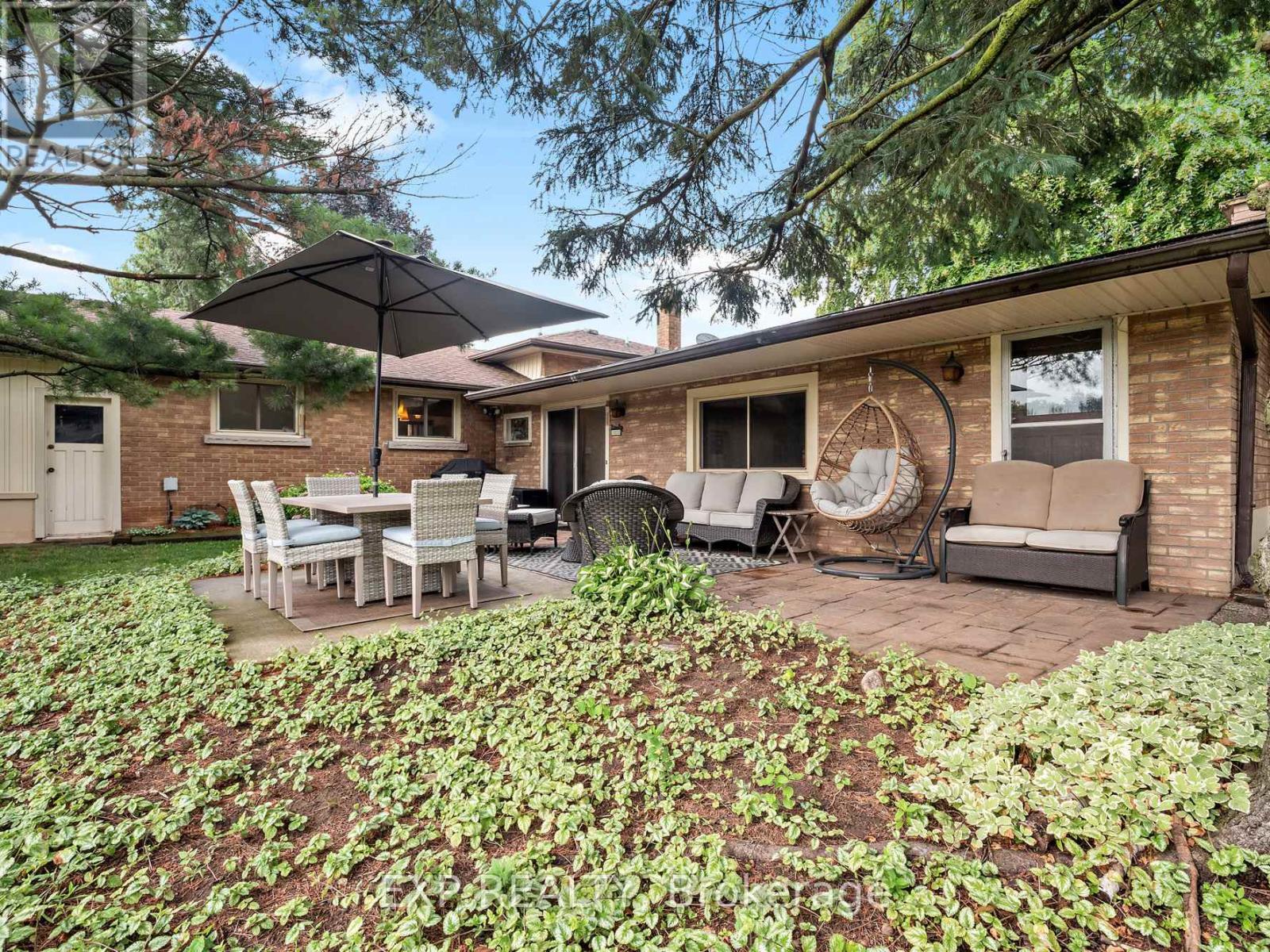 6711 Mcmicking Street, Niagara Falls (Stamford), ON - Outdoor With Deck Patio Veranda