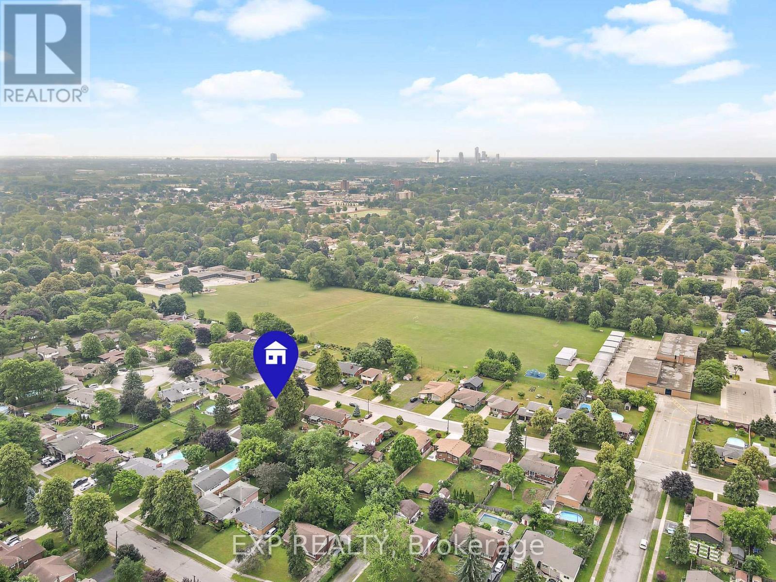 6711 Mcmicking Street, Niagara Falls (Stamford), ON - Outdoor With View