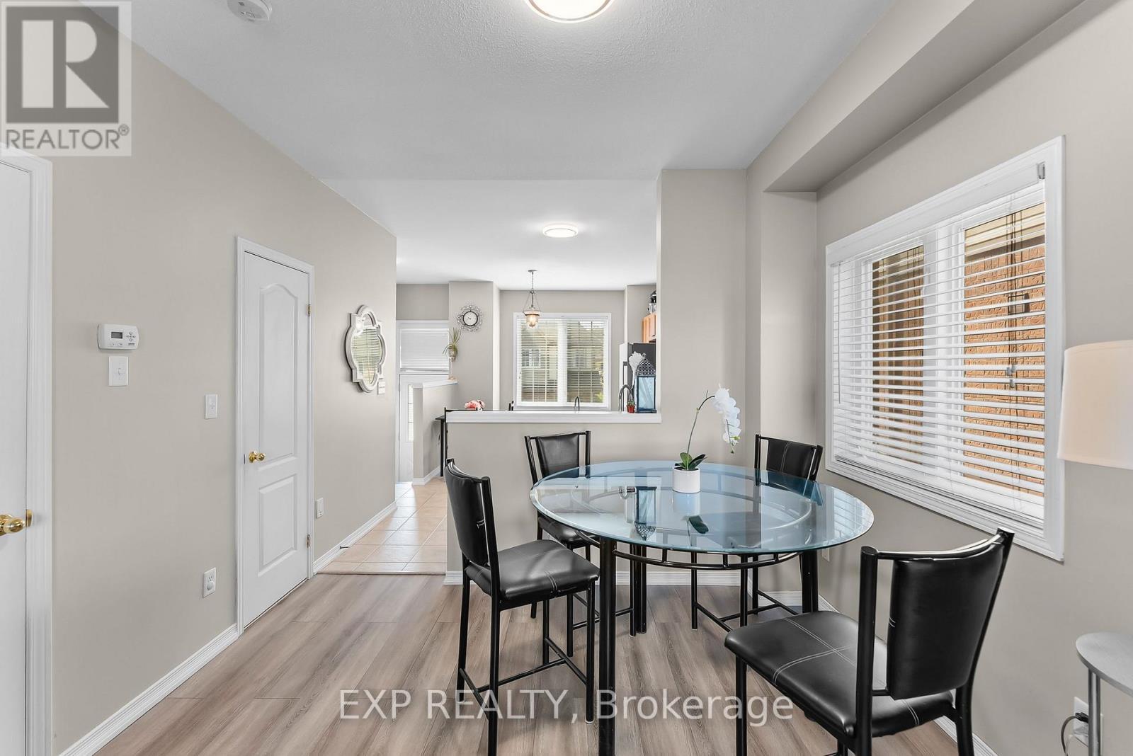 9 - 170 Dewitt Road, Hamilton (Stoney Creek), ON - Indoor Photo Showing Dining Room