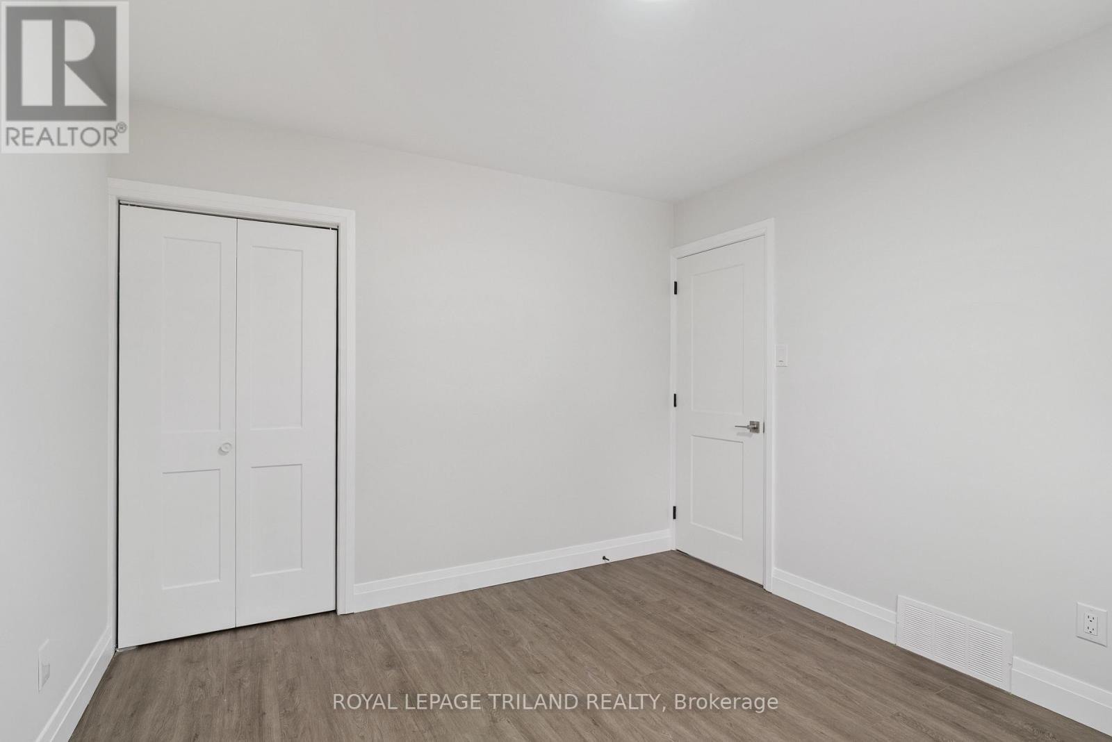 32 Parish Street, St. Thomas, ON - Indoor Photo Showing Other Room