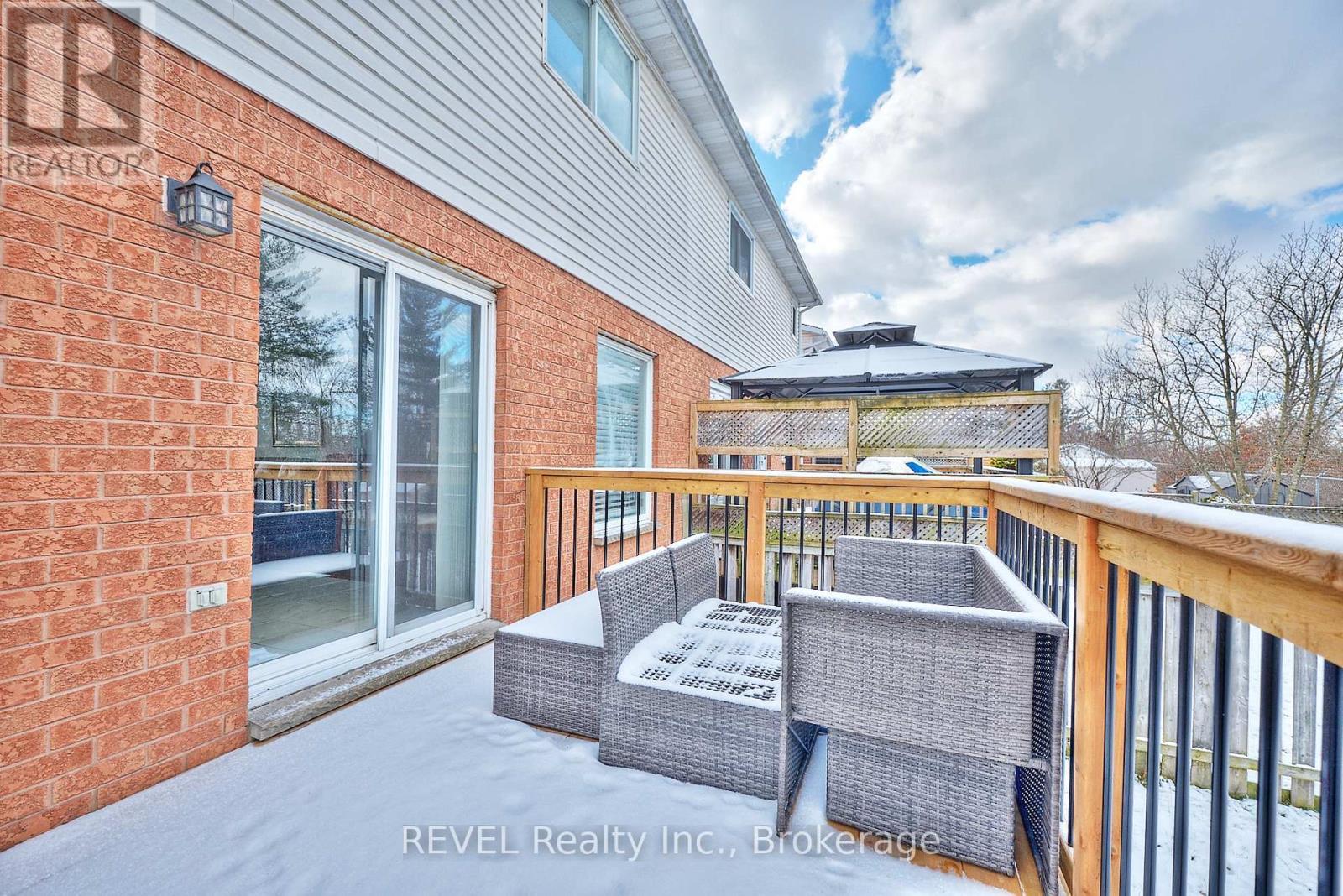 6615 Harper Drive, Niagara Falls (Morrison), ON - Outdoor With Deck Patio Veranda With Exterior