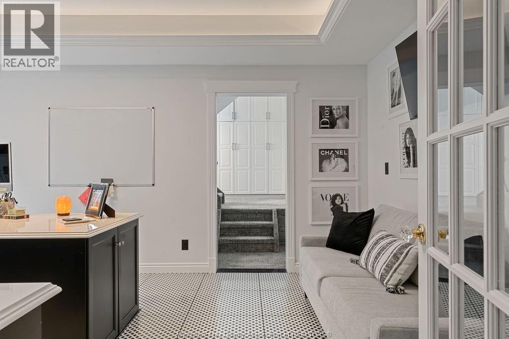 13038 Riverside Drive, Tecumseh, ON - Indoor