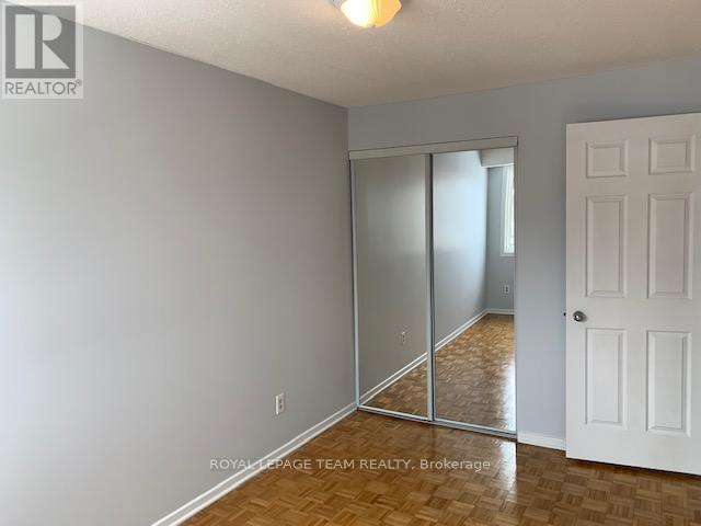 E - 14 Larkshire Lane, Ottawa, ON - Indoor Photo Showing Other Room