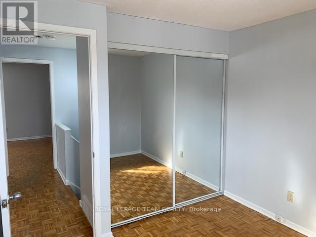 E - 14 Larkshire Lane, Ottawa, ON - Indoor Photo Showing Other Room