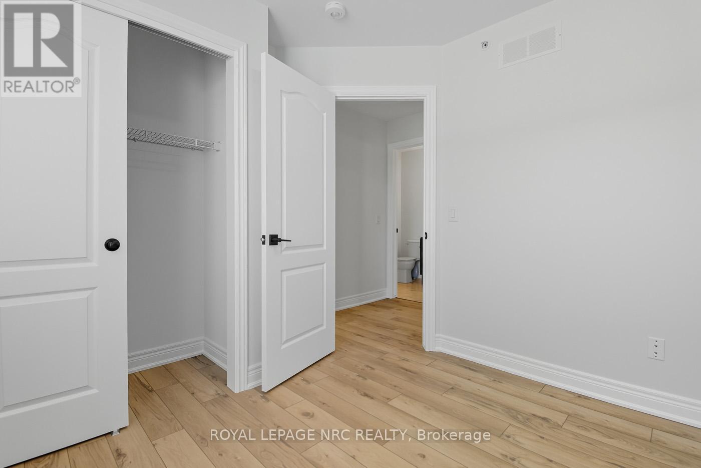 16 - 121A Moffatt Street, St. Catharines (Oakdale), ON - Indoor Photo Showing Other Room