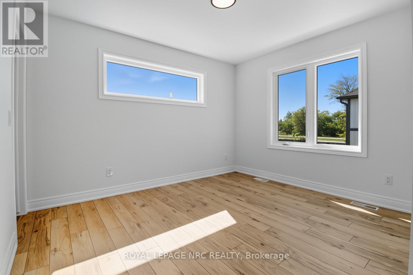 16 - 121A Moffatt Street, St. Catharines (Oakdale), ON - Indoor Photo Showing Other Room