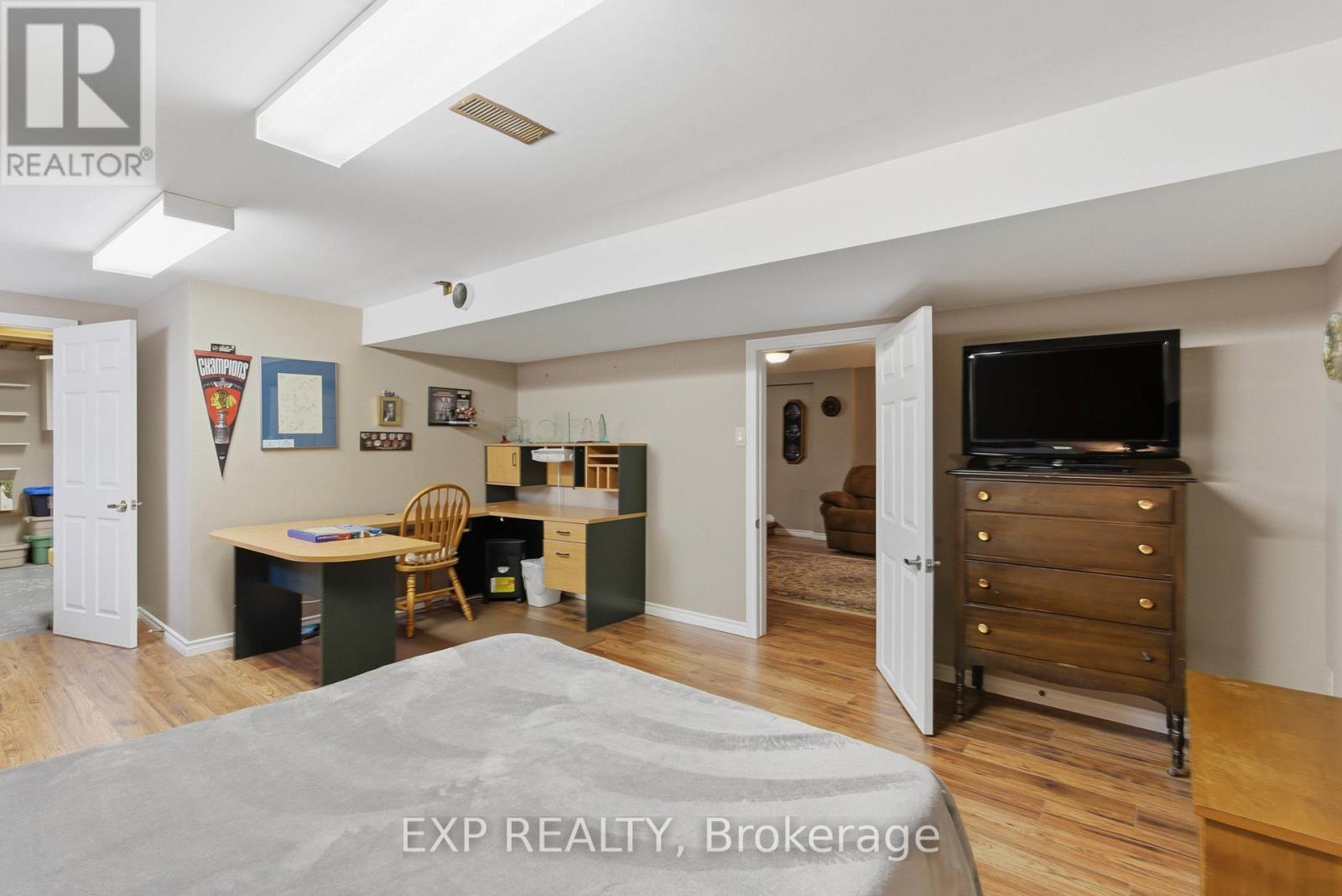 88 - 122 Bunting Road, St. Catharines (E. Chester), ON - Indoor