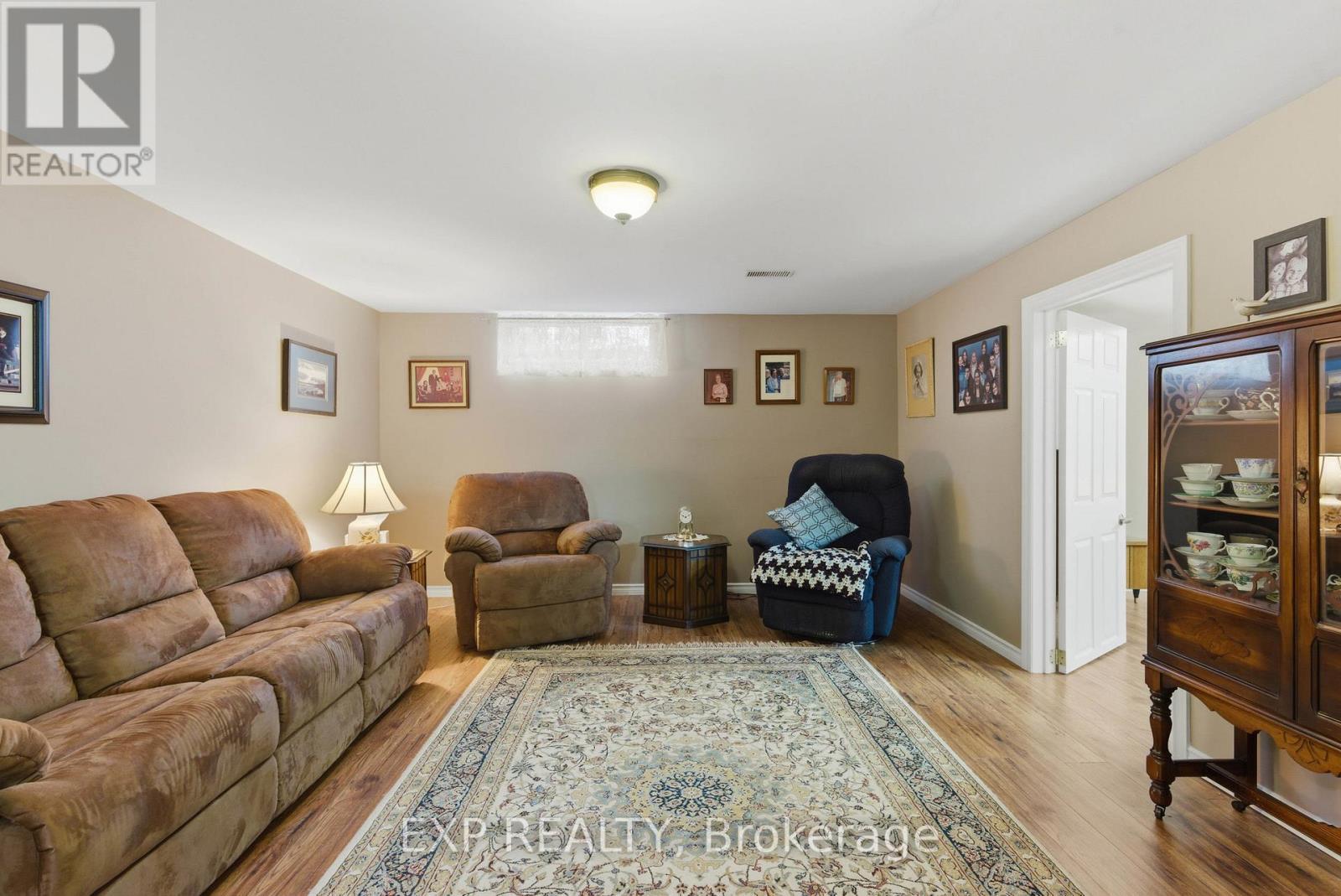 88 - 122 Bunting Road, St. Catharines (E. Chester), ON - Indoor