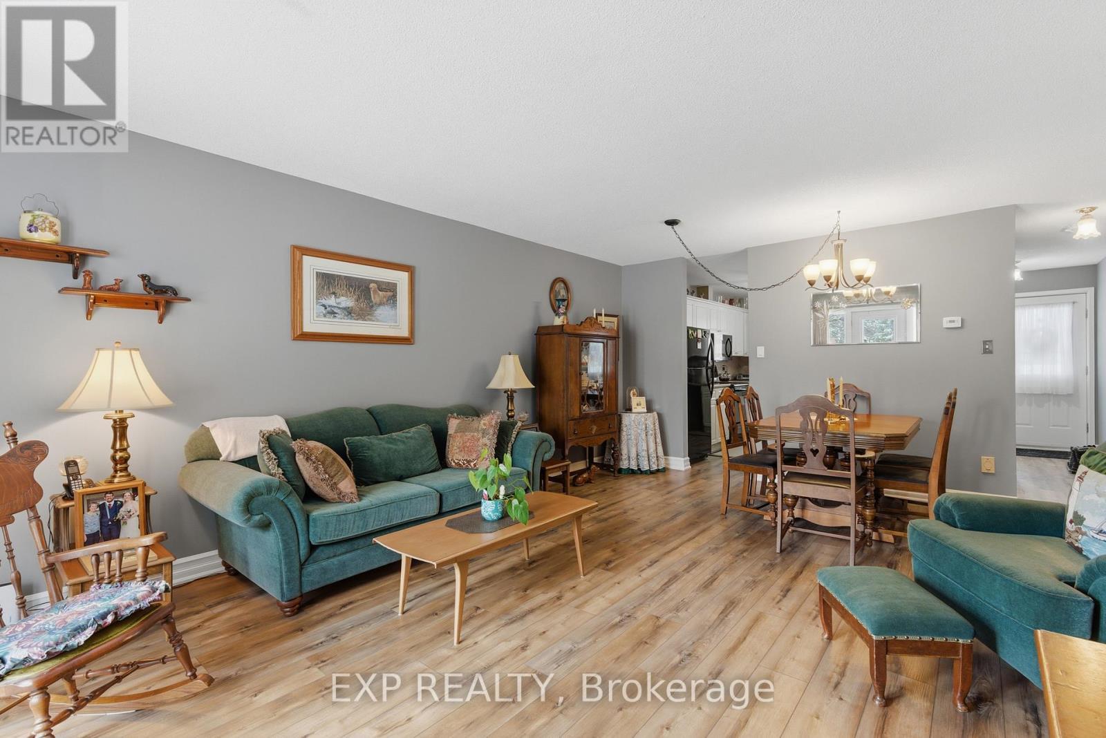 88 - 122 Bunting Road, St. Catharines (E. Chester), ON - Indoor Photo Showing Living Room