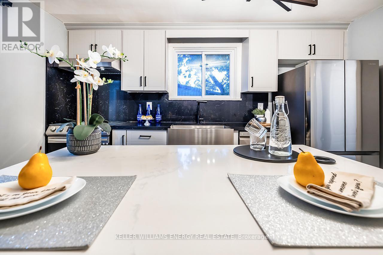 Backsplash - 801 Gordon Street, Oshawa (Lakeview), ON - Indoor