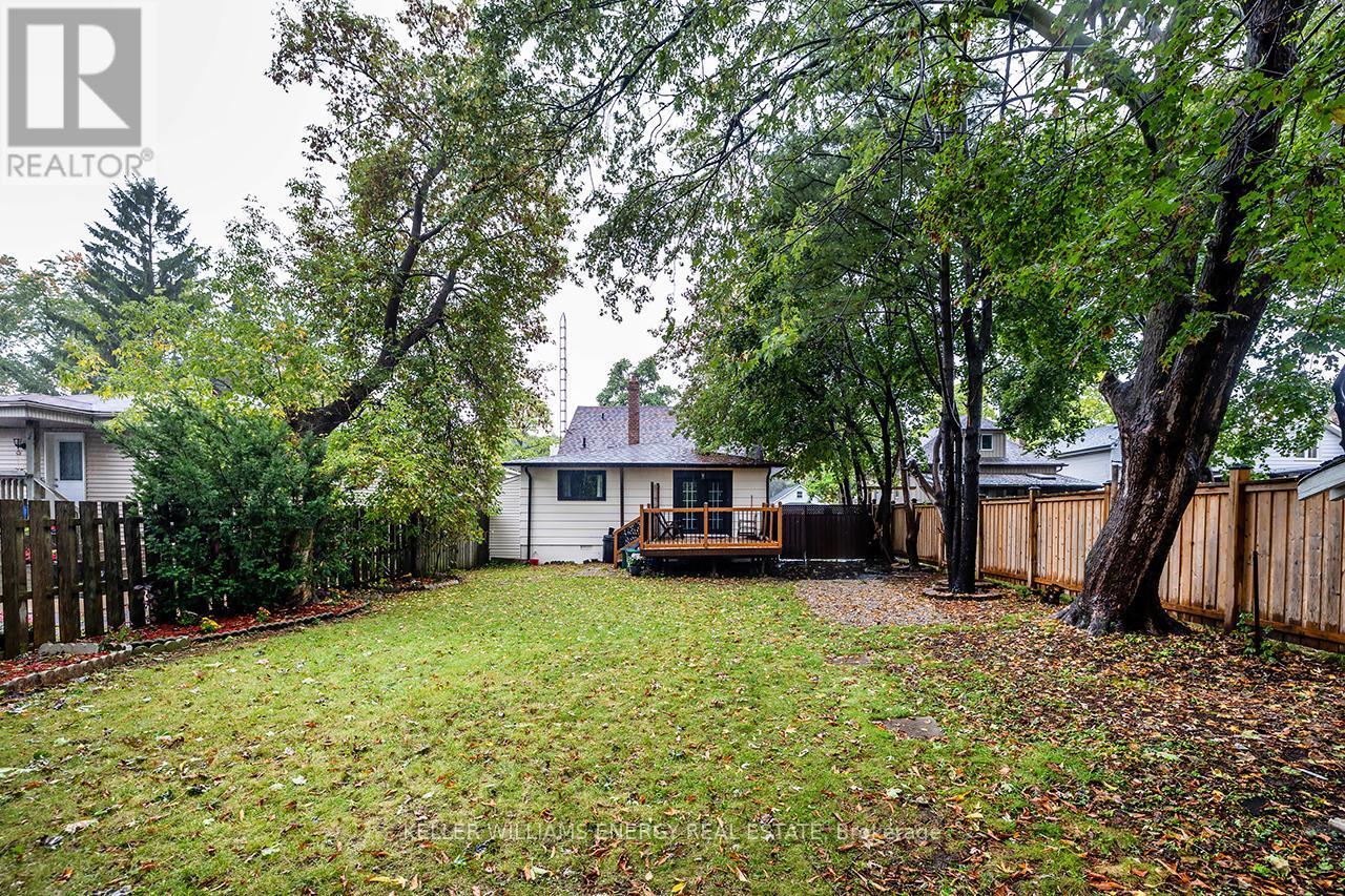 801 Gordon Street, Oshawa (Lakeview), ON - Outdoor With Deck Patio Veranda