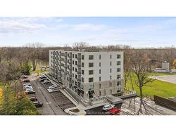 105-364 Grand Avenue EAST Chatham, ON N7L 0H5