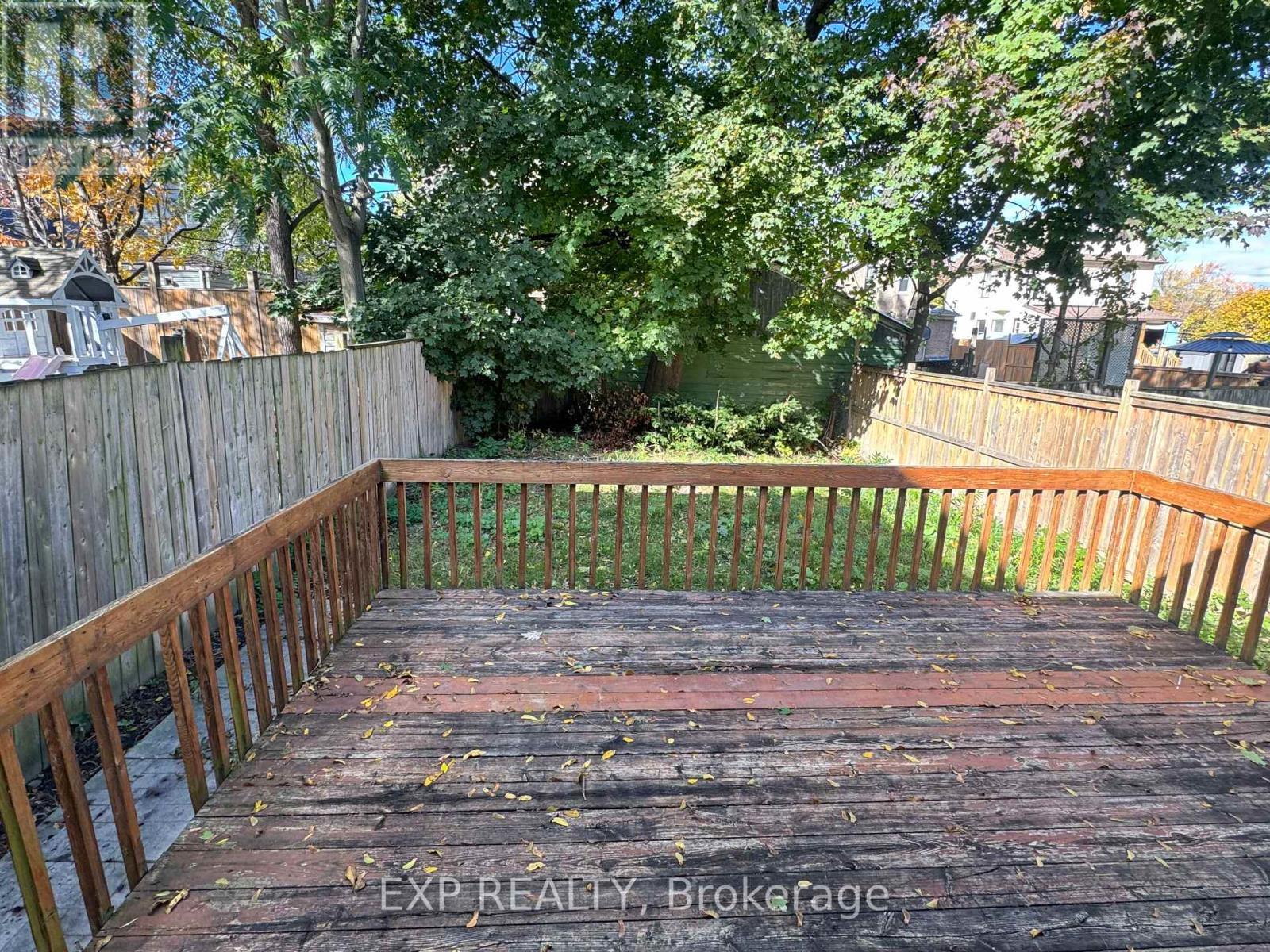 5205 Palmer Avenue, Niagara Falls (Downtown), ON - Outdoor With Deck Patio Veranda