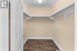 Walk in closet -