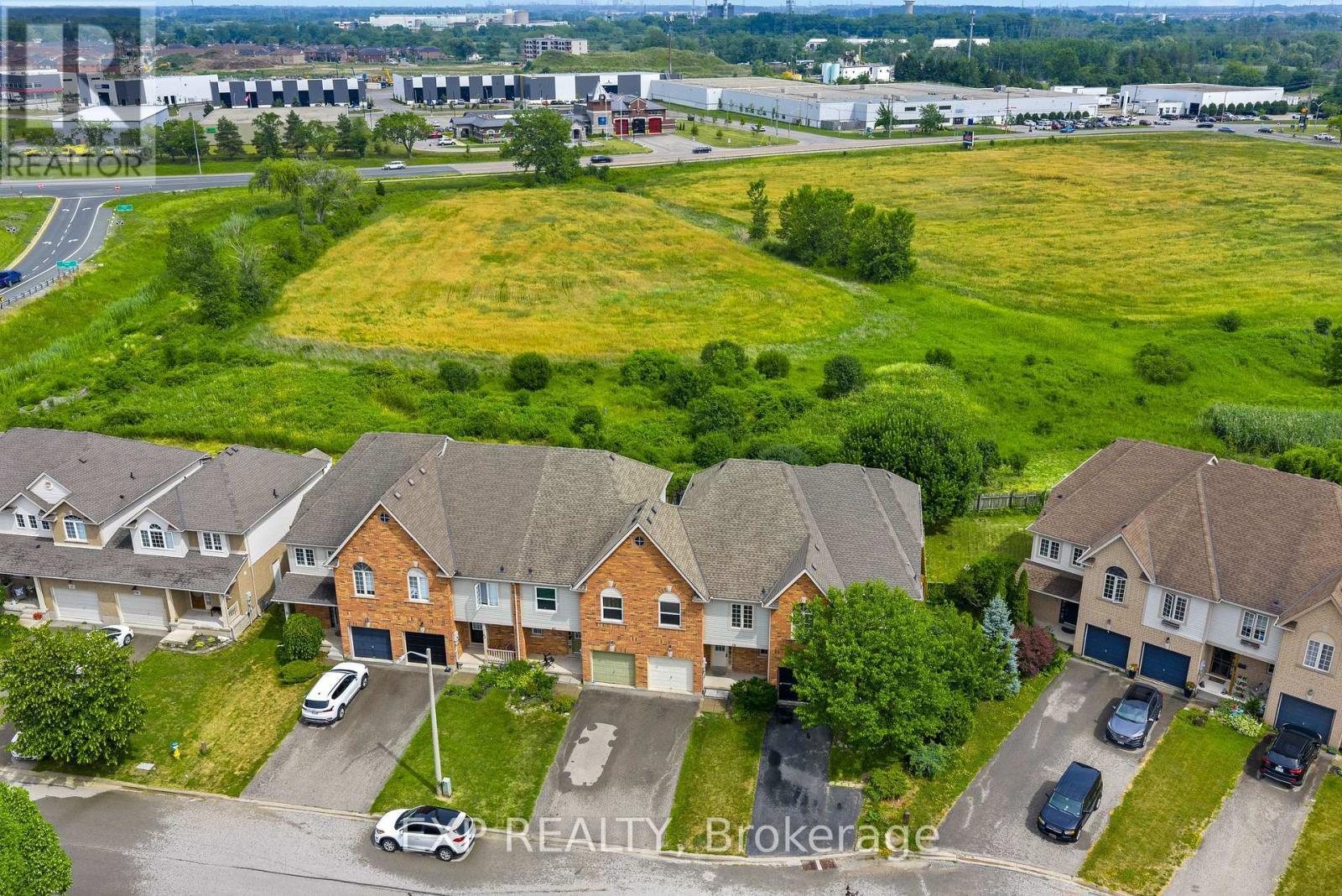 38 Natalie Court, Thorold (Confederation Heights), ON - Outdoor With View