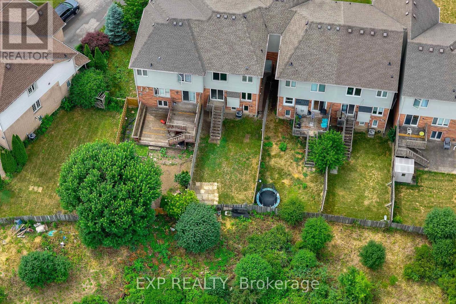 38 Natalie Court, Thorold (Confederation Heights), ON - Outdoor