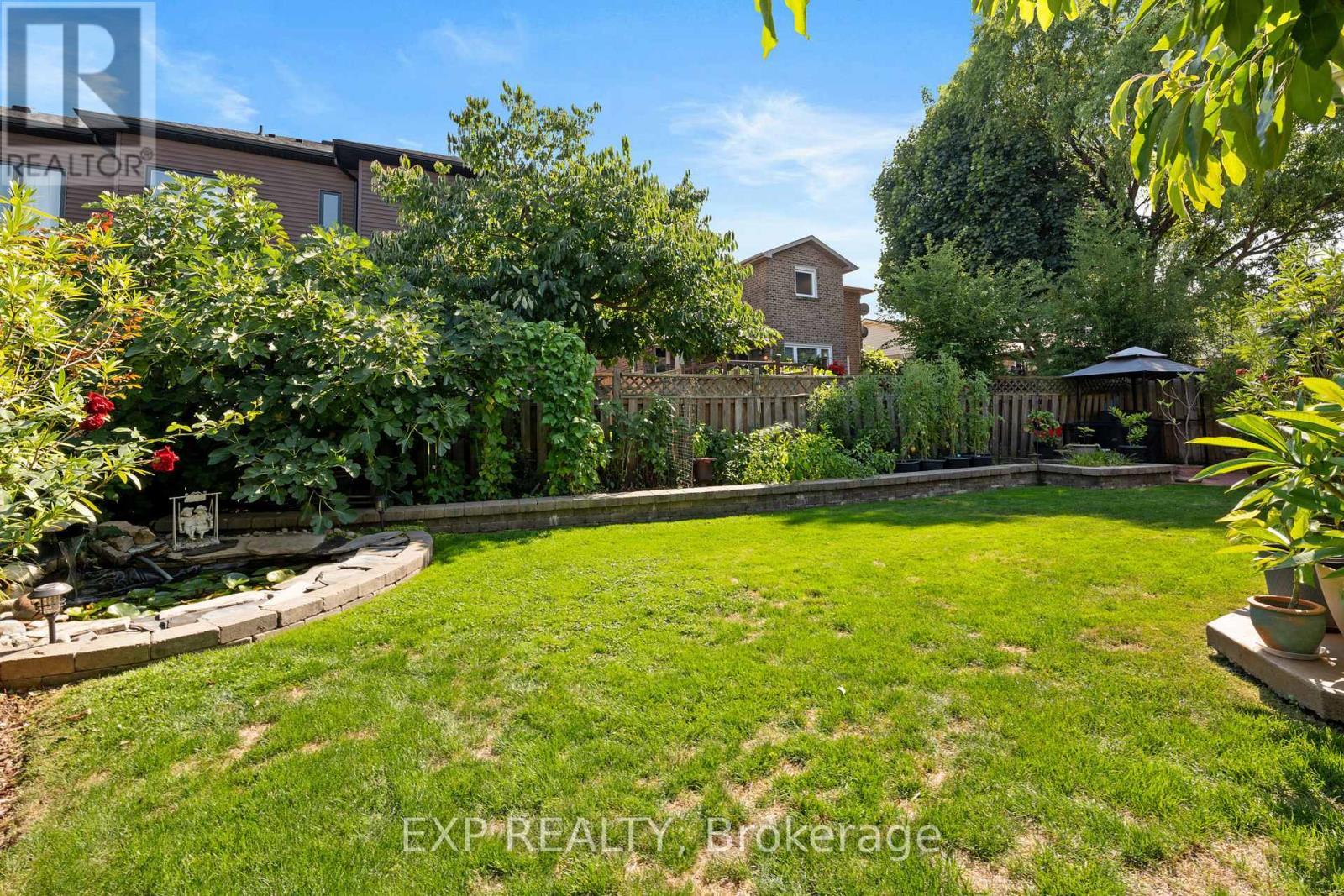 38 Capri Street, Thorold (Confederation Heights), ON - Outdoor