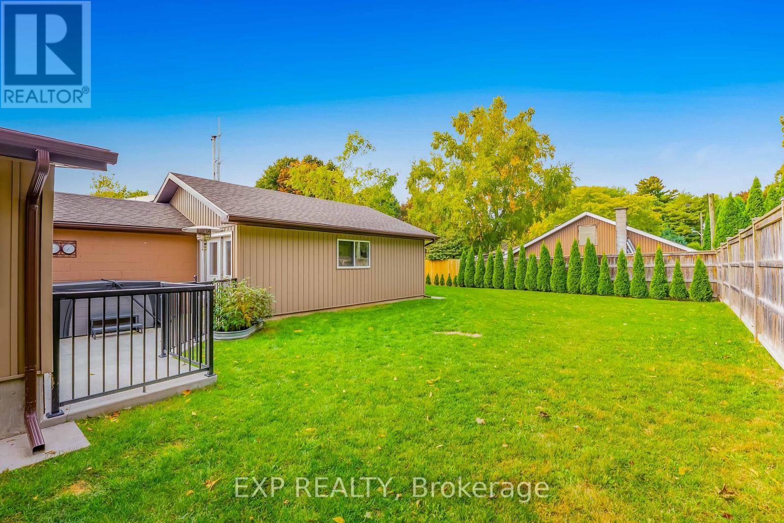 6501 Erwin Crescent, Niagara Falls (Dorchester), ON - Outdoor With Exterior