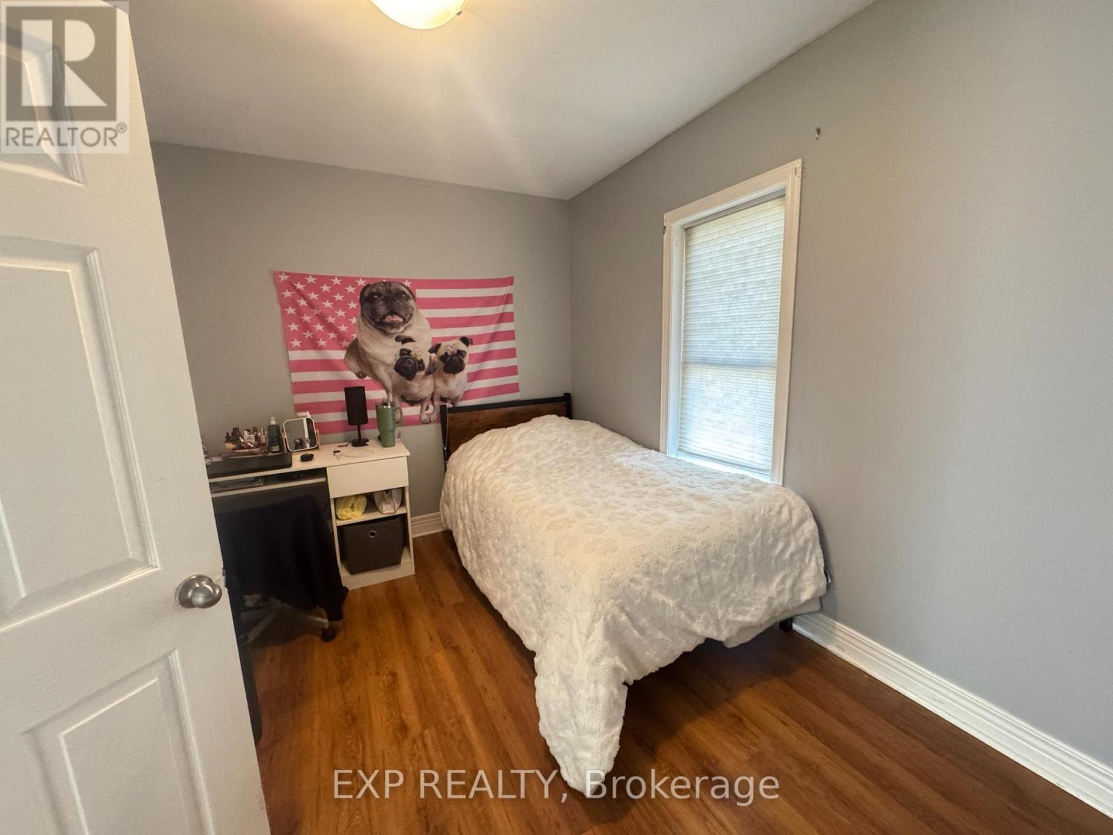 5205 Palmer Avenue, Niagara Falls (Downtown), ON - Indoor Photo Showing Bedroom