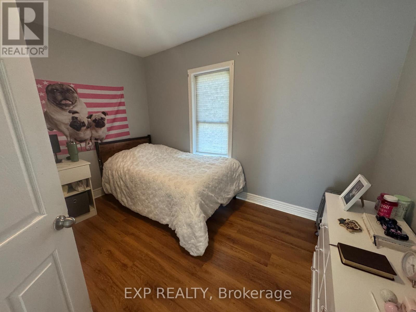 5205 Palmer Avenue, Niagara Falls (Downtown), ON - Indoor Photo Showing Bedroom