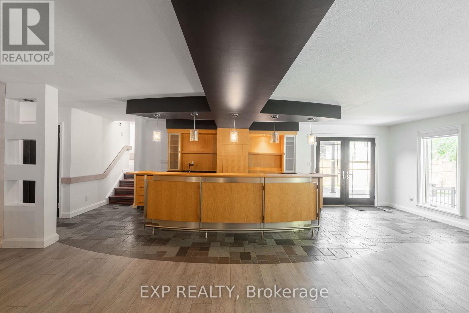 6559 Jupiter Boulevard, Niagara Falls (Stamford), ON - Indoor Photo Showing Other Room